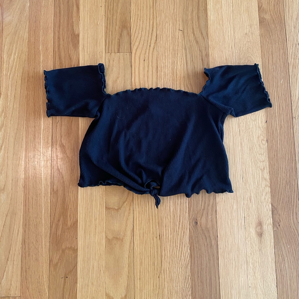 Off-the-shoulder crop top
